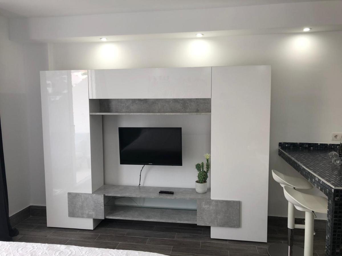 Hotel Malibu Park Адехе Экстерьер фото