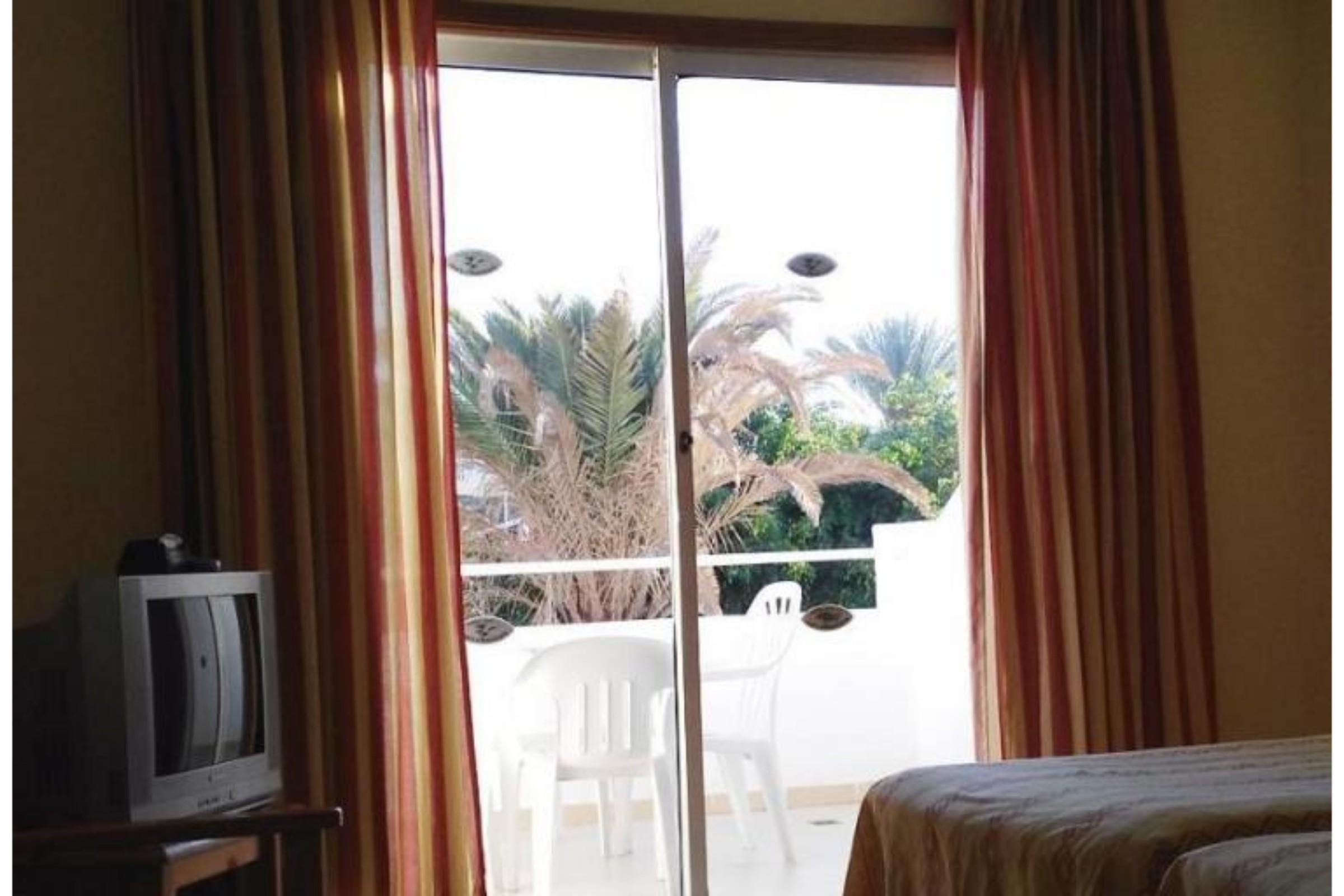 Hotel Malibu Park Адехе Экстерьер фото